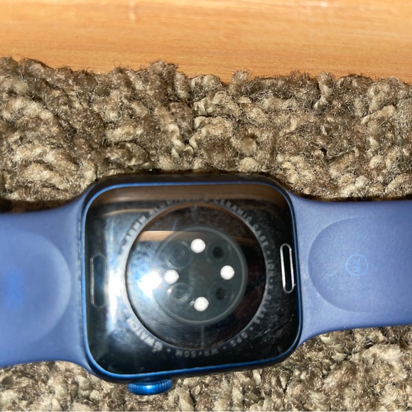 Apple Watch Series 6 - Picture 3 of 6